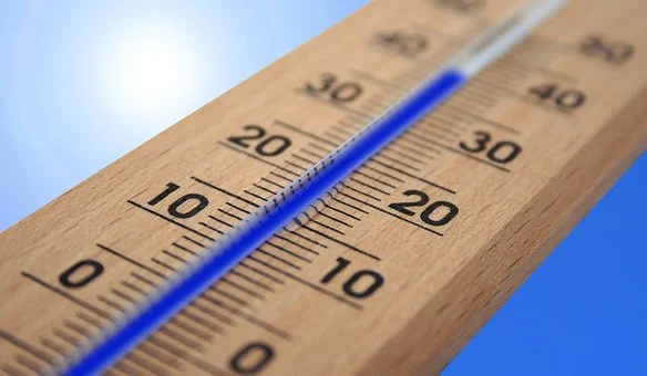 МЧС Югры предупреждает о повышении температуры