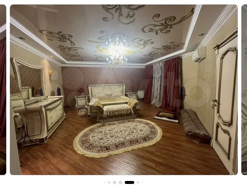 В Нижневартовске за 27 миллионов продают квартиру в императорском стиле